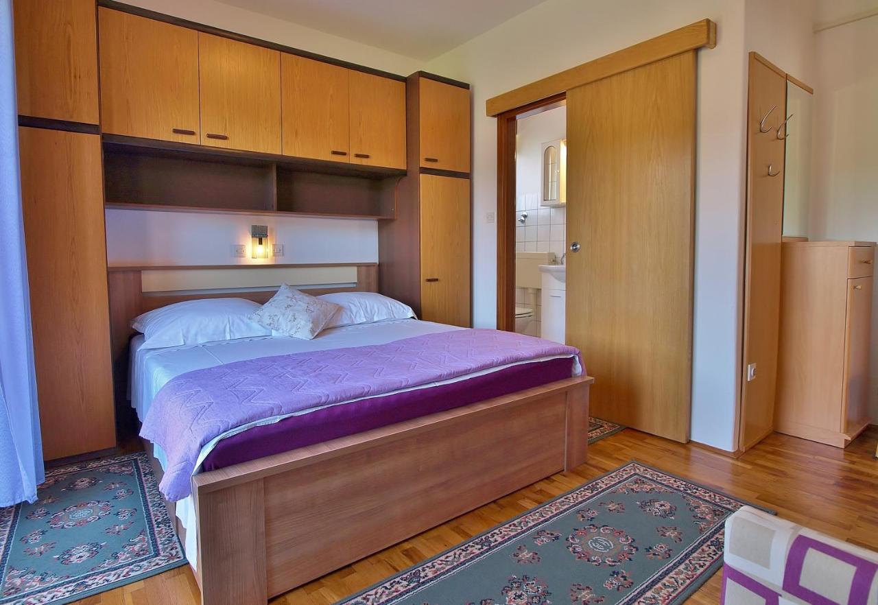 Jaska Anica Apartments Supetarska Draga Exteriör bild