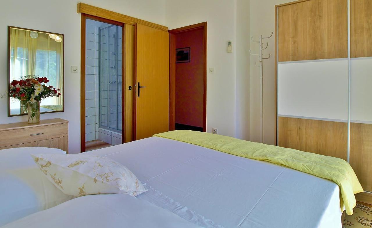 Jaska Anica Apartments Supetarska Draga Exteriör bild