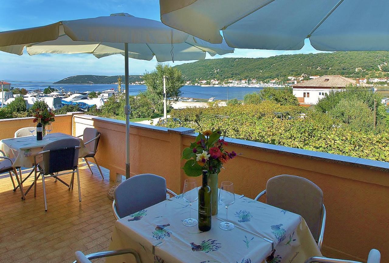 Jaska Anica Apartments Supetarska Draga Exteriör bild